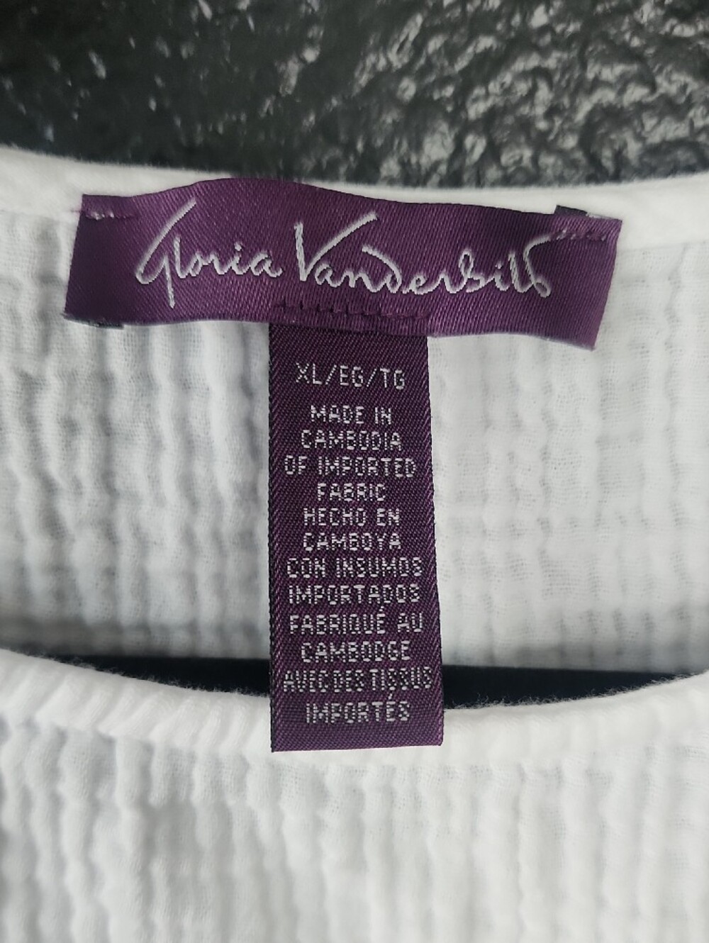 Gloria Vanderbilt White Textured Short Sleeve Crewneck Top - Picture 2 of 6